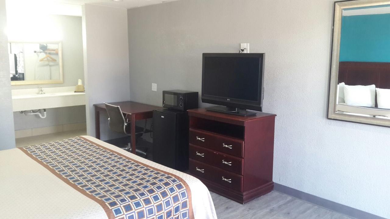 Paris Inn And Suites Εξωτερικό φωτογραφία