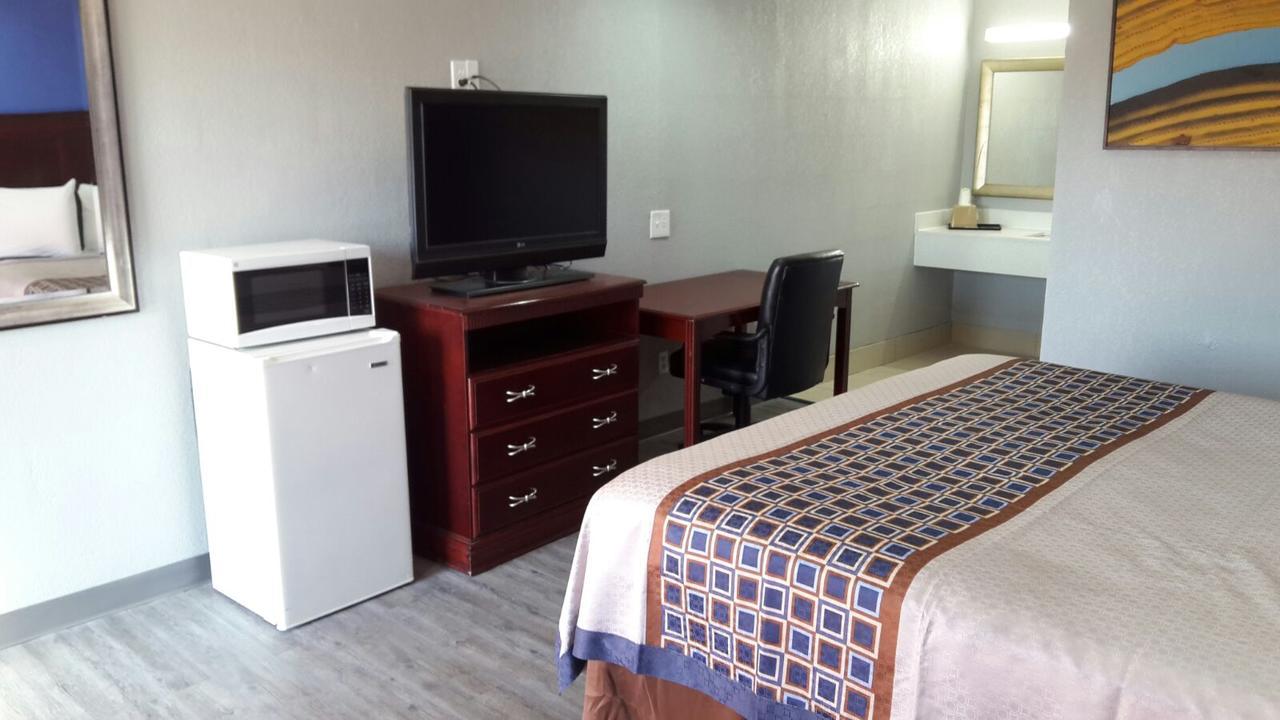 Paris Inn And Suites Εξωτερικό φωτογραφία