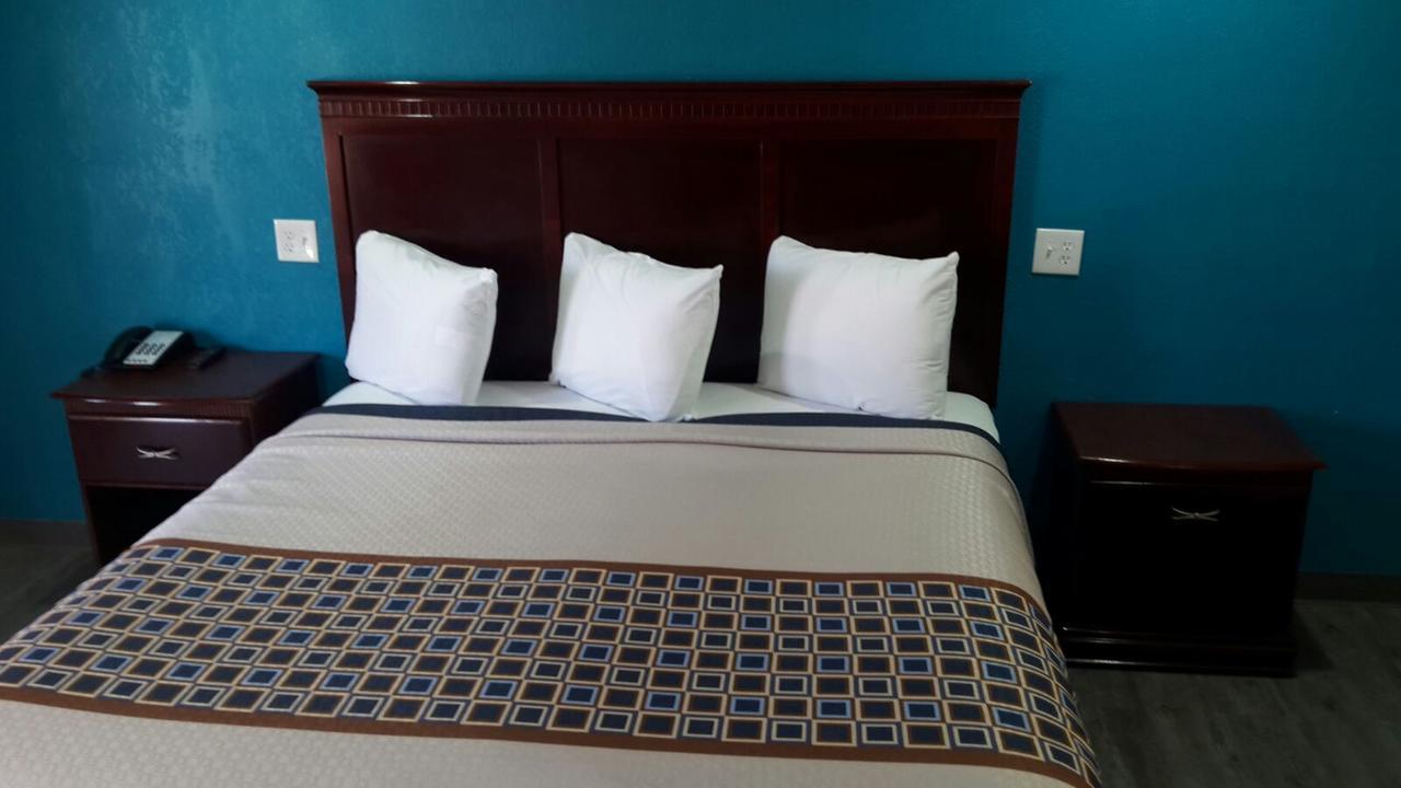 Paris Inn And Suites Εξωτερικό φωτογραφία
